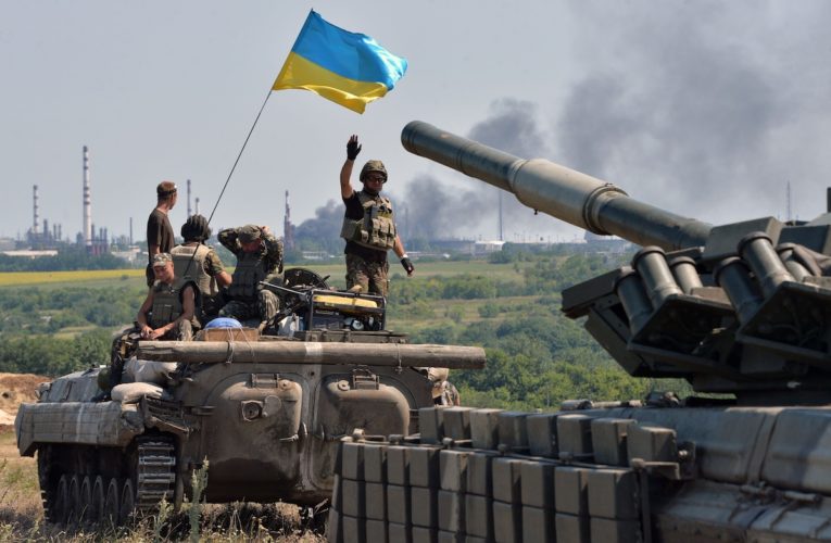 Режим прекращения огня начал действовать на Донбассе