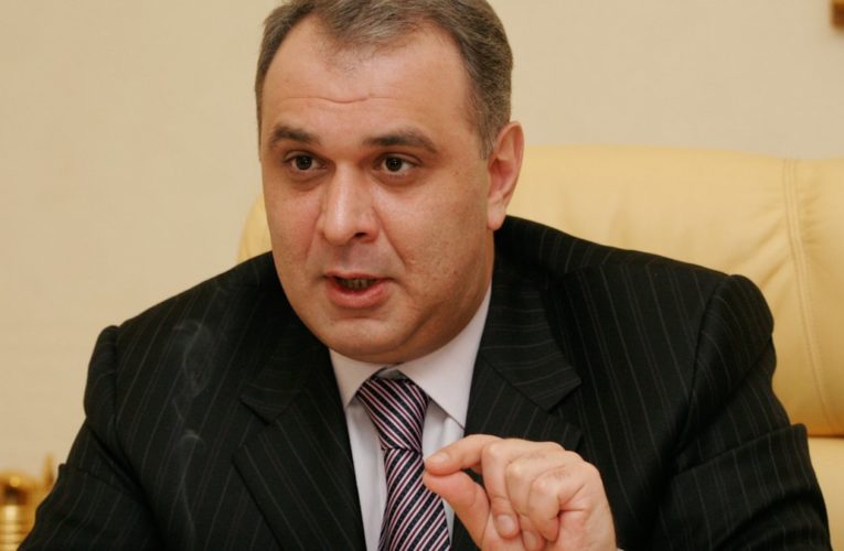 Порошенко захопив владу у 2014 і хоче зробити це знову, — Жванія
