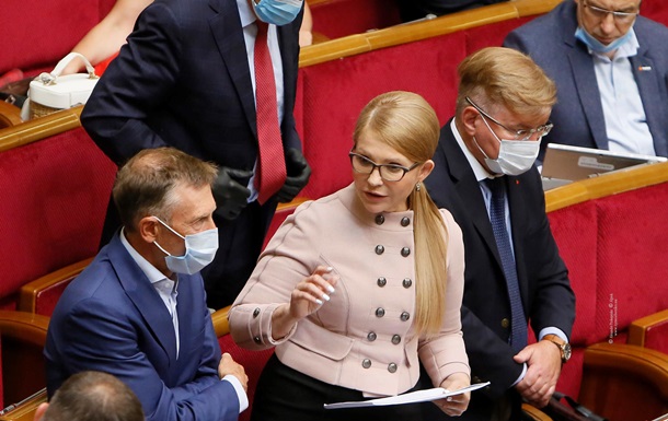 У Юлії Тимошенко підтвердили коронавірус. Стан важкий.