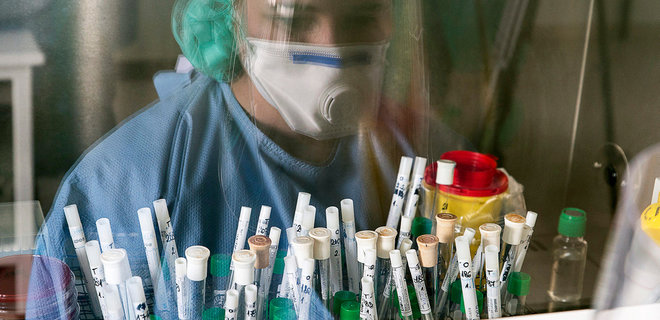 Украинцы стали чаще умирать от коронавируса