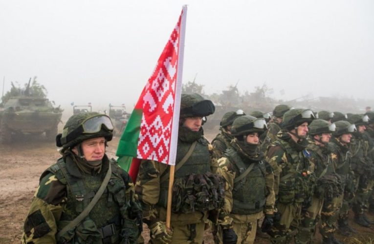 Минобороны Беларуси: Послезавтра в страну прибудут российские и сербские войска