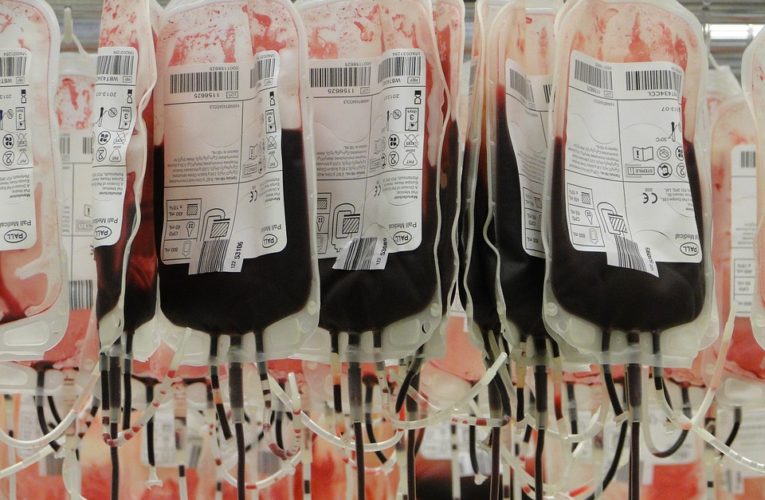 У переболевших коронавирусом будут собирать кровь для разработки лекарства