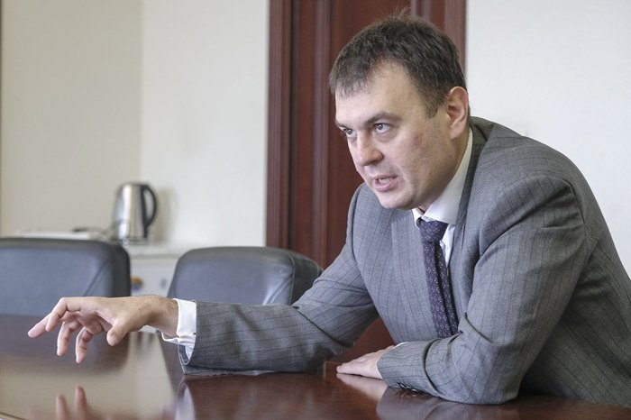 «Слуга» Гетманцев хочет полный локдаун с остановкой транспорта