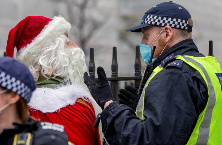 Пандемия изменила традиции празднования Рождества в мире