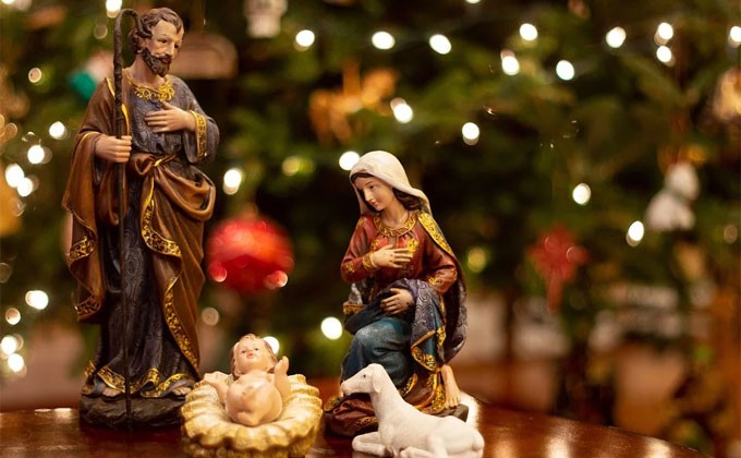 Православные верующие отмечают сочельник: Что можно и нельзя делать перед Рождеством