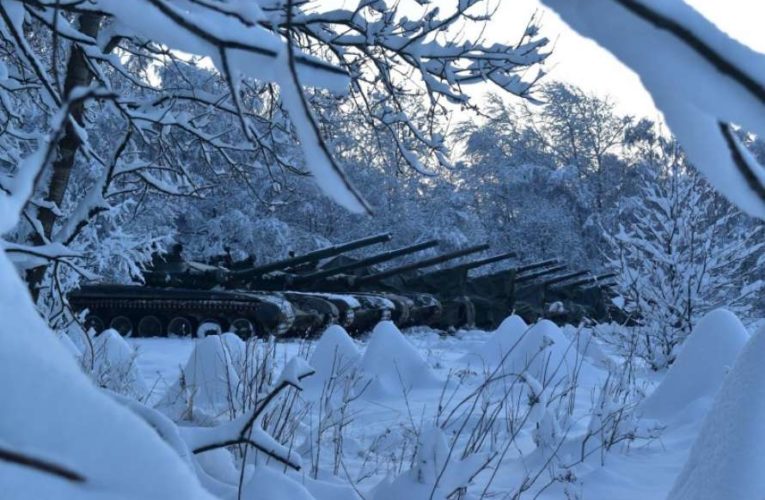 Вооруженные силы Беларуси подняты по тревоге