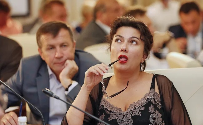 Министр культуры оккупированного Крыма выругалась на служебном совещании (Видео)
