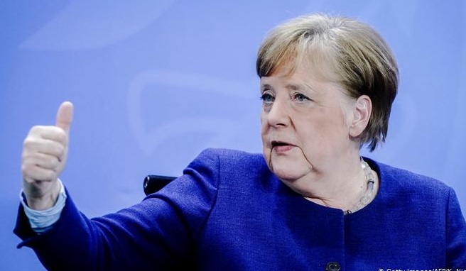 Меркель увидела свет в конце тоннеля в борьбе с ковидом