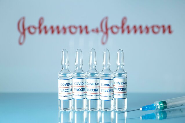 Американские регуляторы рекомендовали приостановить использование вакцины от Johnson & Johnson