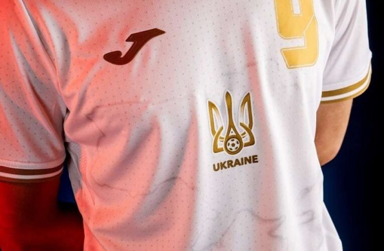 Новая форма украинской сборной по футболу вызвала неадекватную реакцию в РФ