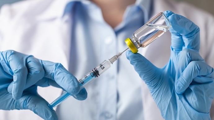 В ЕС допускают необходимость третьей дозы вакцины