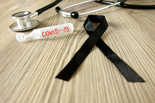 Украина остается в пятерке лидеров по суточной смертности от коронавируса в Европе