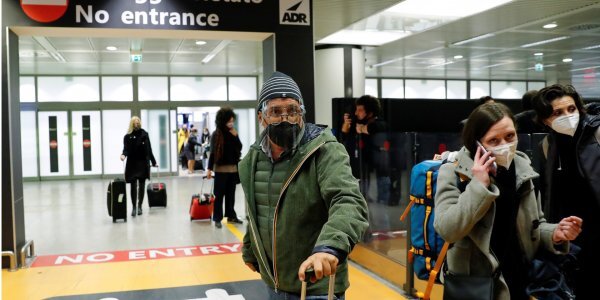Австрия закрывает границы для туристов