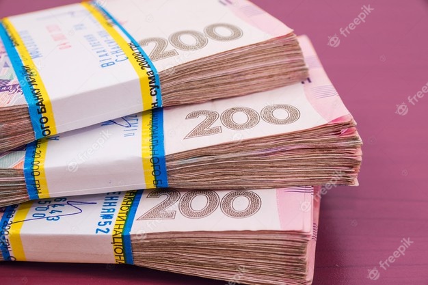 В ноябре зарплата главы Минюста увеличилась на 45000