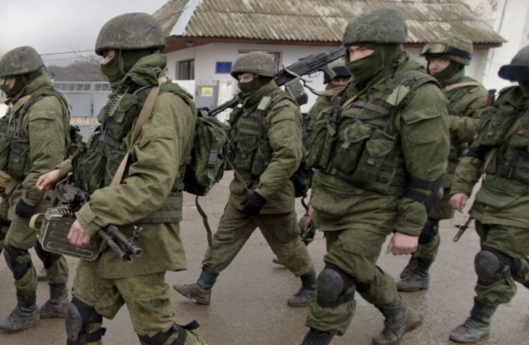Войска РФ «выдвигаются на боевые позиции» у границ Украины – Госдеп США