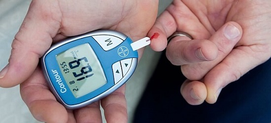 Диетологи назвали продукты для быстрого снижения сахара в крови