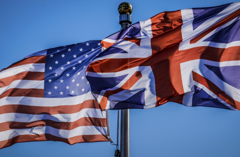США и Великобритания заявили о существующей возможности дипломатического урегулирования кризиса, созданного Россией