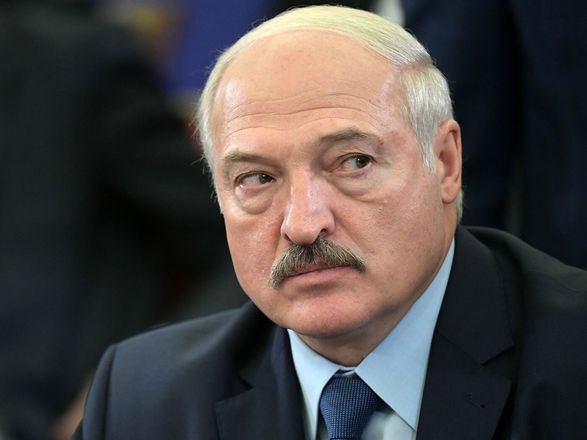 Лукашенко заявил, что «отрежет» Украине поставки электричества и ГСМ