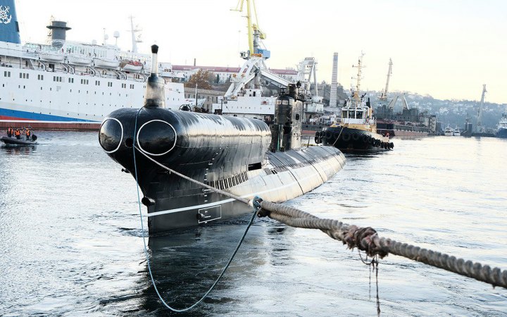 В Севастополе в море выведены почти все корабли ЧФ РФ с ракетами на борту