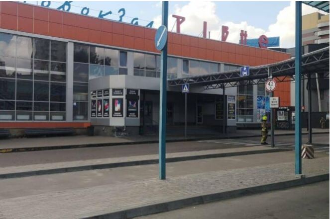 У Вінниці, Тернополі та Рівному надійшли повідомлення замінування вокзалів: провели евакуацію