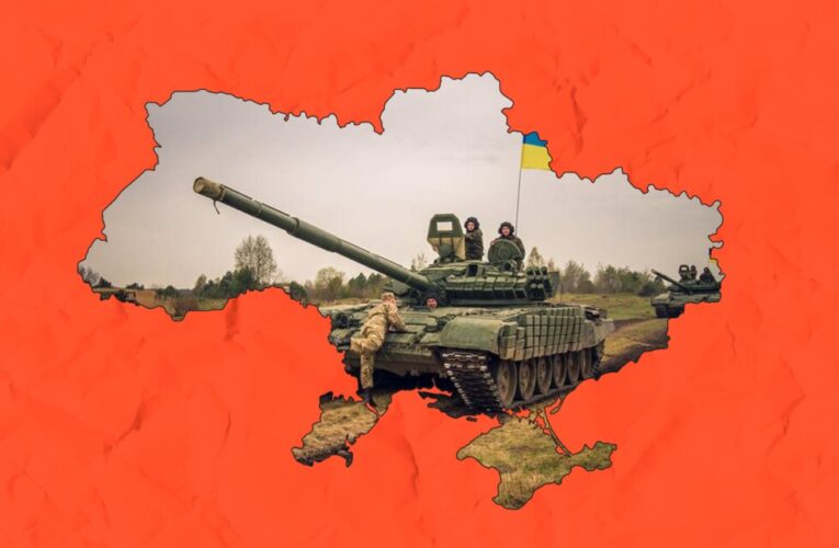 Воєнний стан в Україні продовжили: що корисно знати
