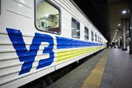 «Укрзалізниця» запустила новий міжнародний потяг до Варшави (Схема)