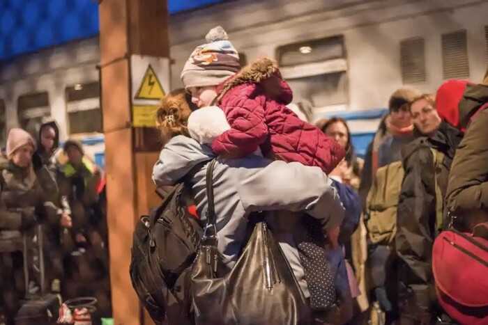 Допомогу українським біженцям скоротять чотири країни ЄС: подробиці