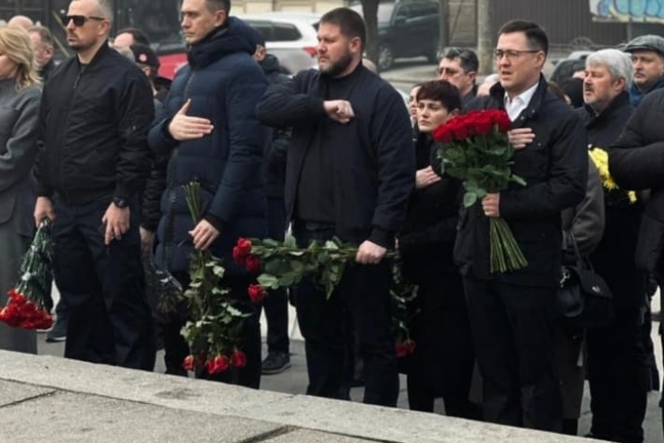 Голова Федерації профспілок України Сергій Бизов вшанував пам’ять загиблих зброярів