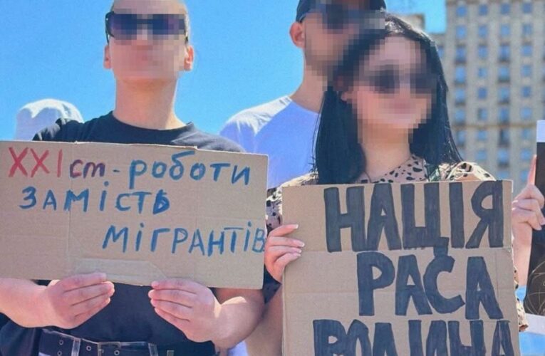 Антимігранти: війна за робочі місця чи війна з мобілізацією